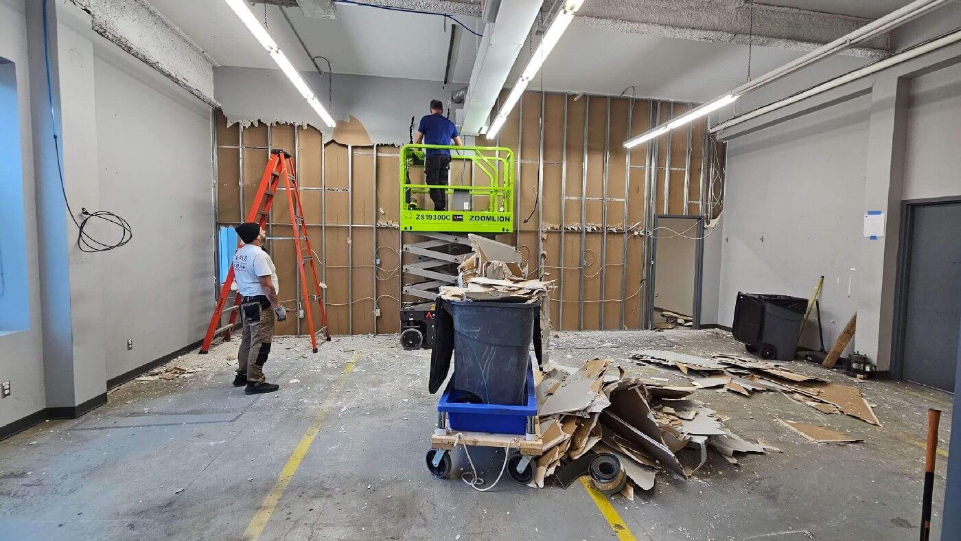 Commercial Astrouf removal